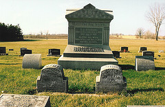 Grave of Dirk John Bruggink and his family in Sheboygan, WI.